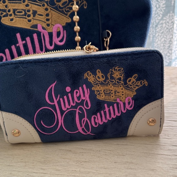 Juicy Couture dark navy Blue and Pink Shoulder Bag Set - Picture 2 of 8